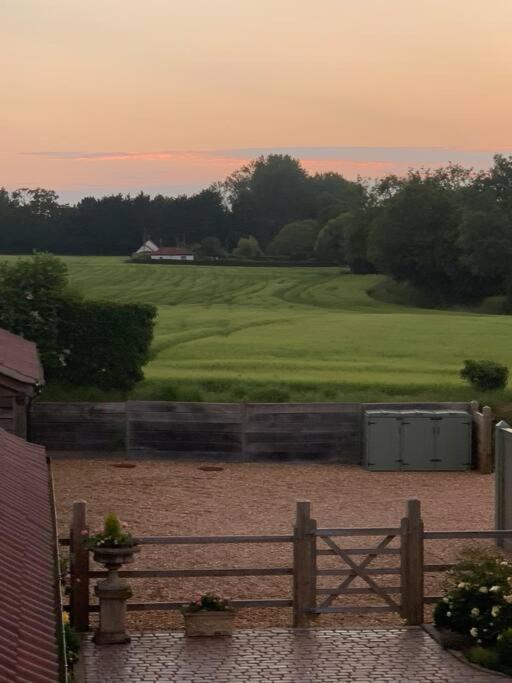 Idyllic Rural Retreat - Stunning 2 Bed Annex. Villa Wood Norton Екстериор снимка